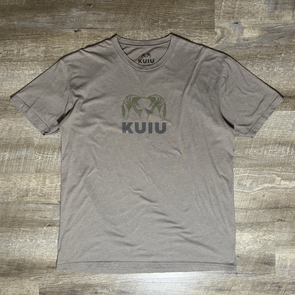 KUIU Ultralight Hunting Shirt Men's XL Tan Ram Logo Graphic Tee